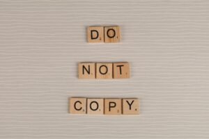 Hong Kong lidera IPOs mundiales con 103.000 millones HKD en Q1