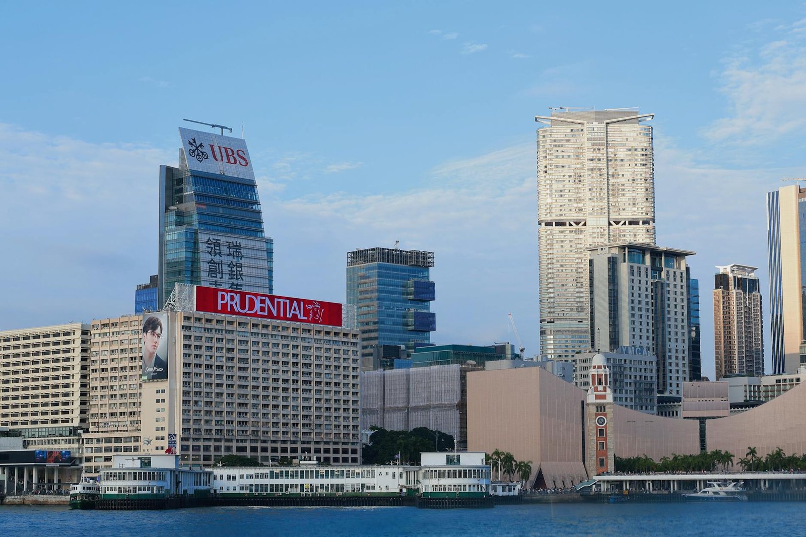 Stunning view of Hong Kong skyline featuring modern architecture and iconic landmarks.